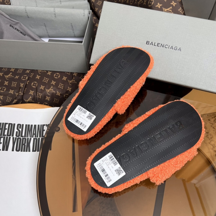 BLCG SANDALS