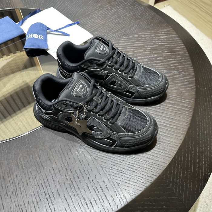 D1OR B30 SNEAKER