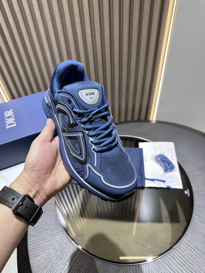 D1OR B30 SNEAKER