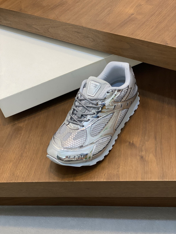 B0tte*a vene*ta orbit sneakers