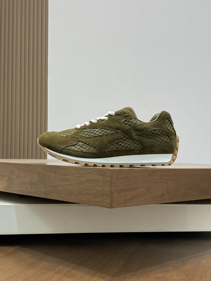 B0tte*a vene*ta orbit sneakers