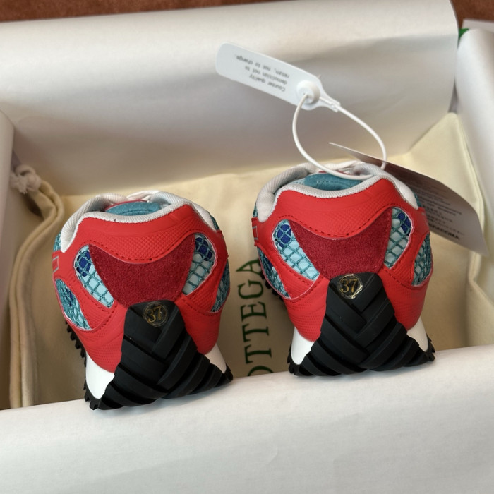 B0tte*a vene*ta orbit sneakers
