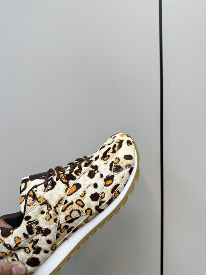 B0tte*a vene*ta orbit sneakers