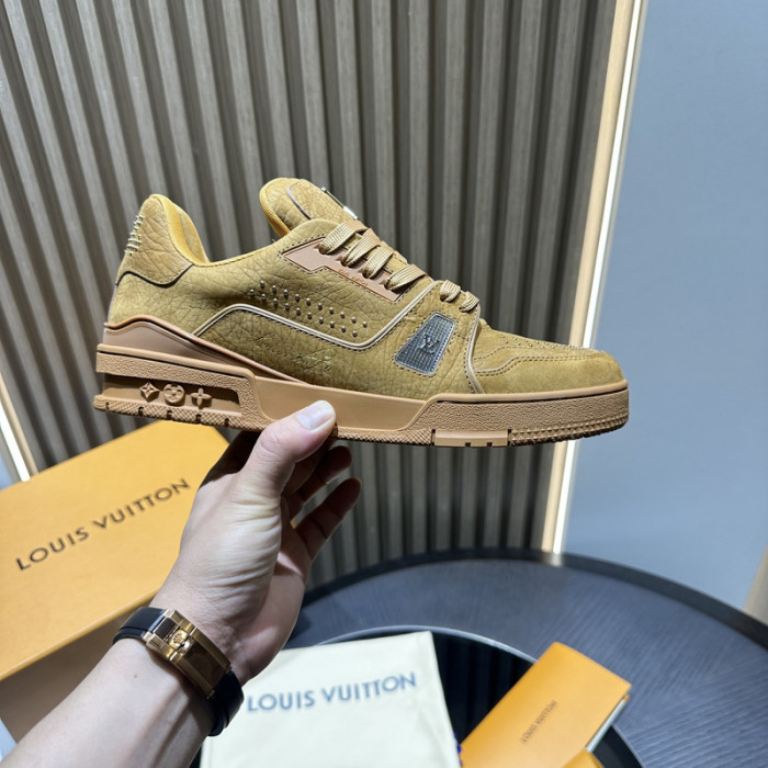 LOU1VTON SNEAKER