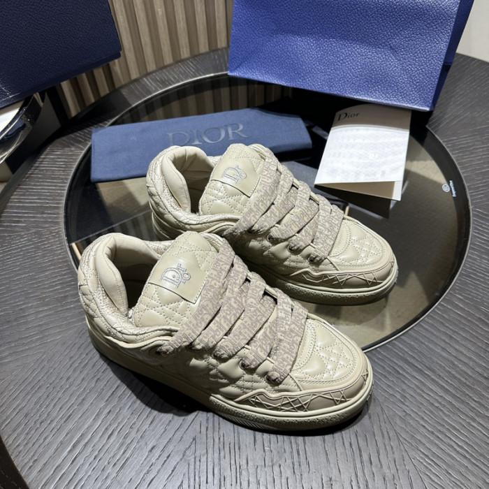D1OR B9s SNEAKER