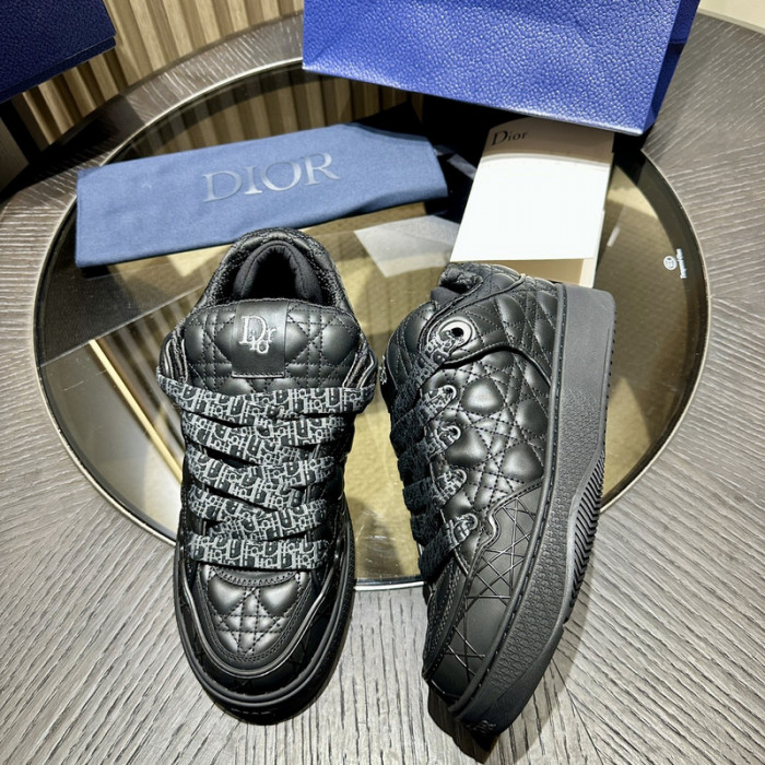 D1OR B9s SNEAKER