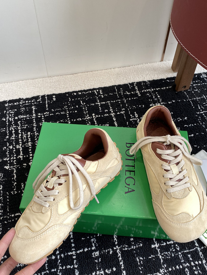 B0tte*a vene*ta orbit sneakers