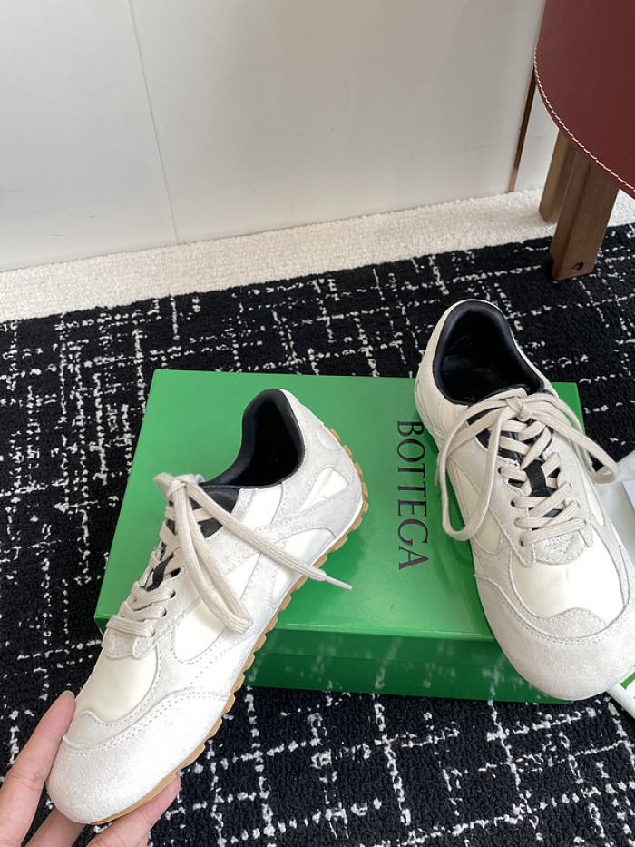 B0tte*a vene*ta orbit sneakers