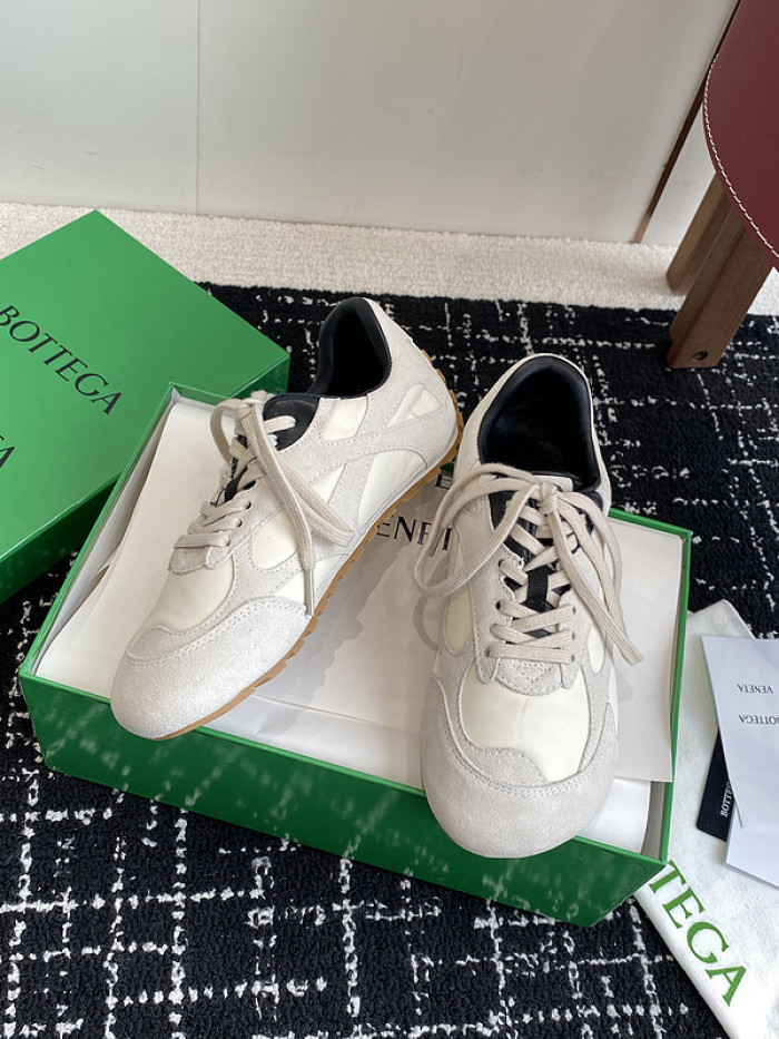 B0tte*a vene*ta orbit sneakers