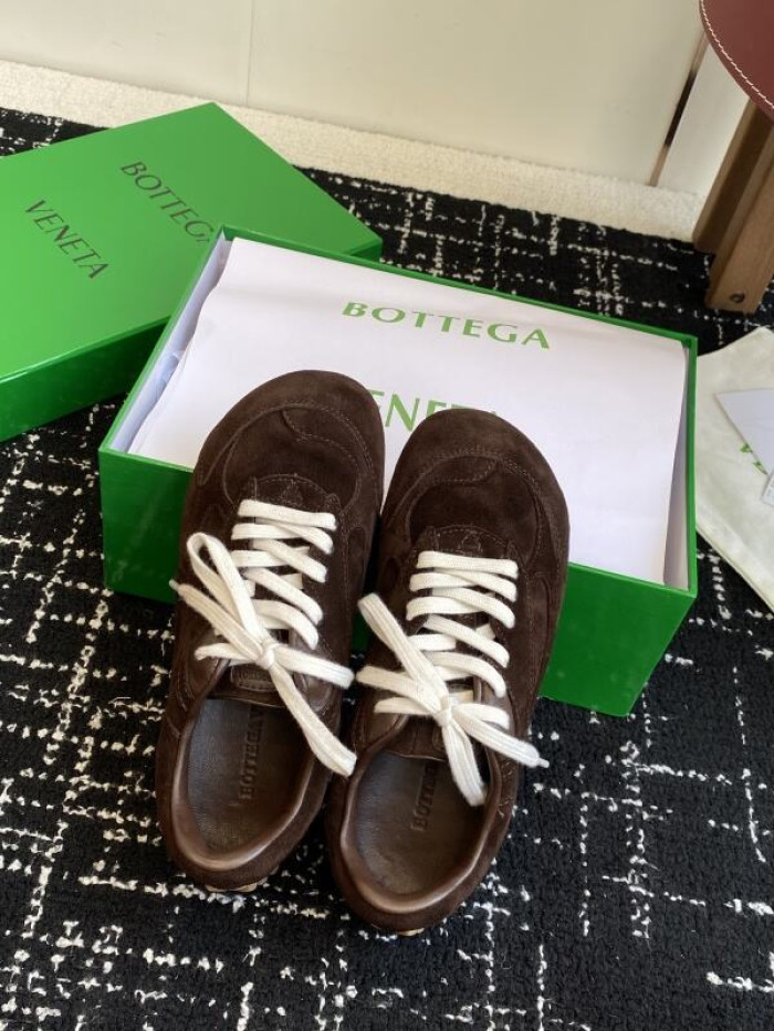 B0tte*a vene*ta orbit sneakers