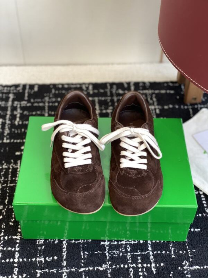 B0tte*a vene*ta orbit sneakers