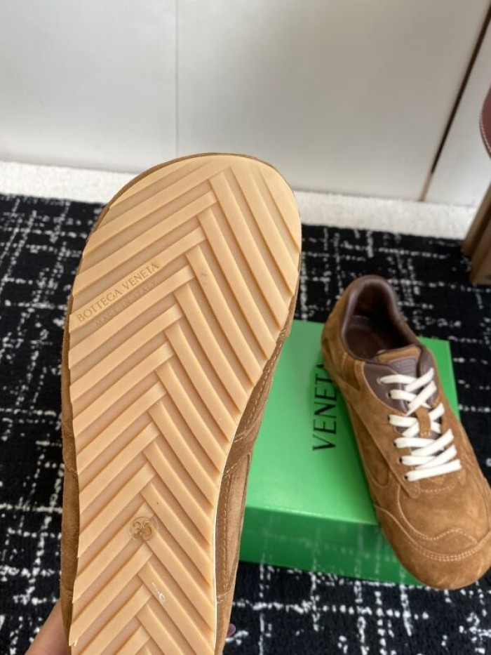 B0tte*a vene*ta orbit sneakers