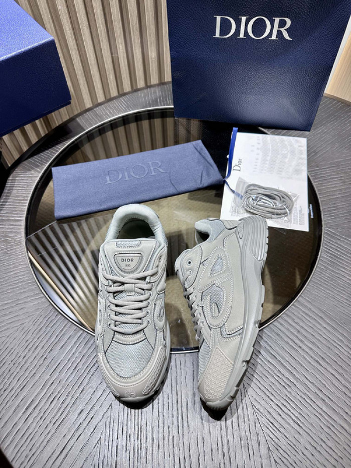D1OR B30 SNEAKER