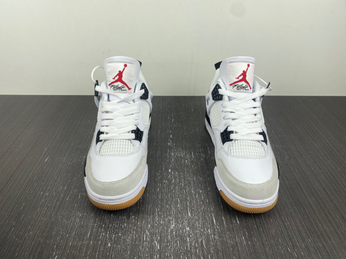 Nike SB x Air Jordan 4 customize