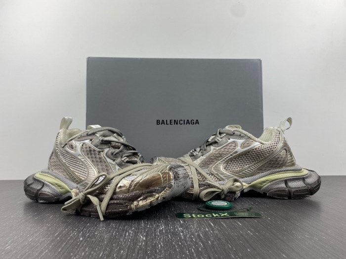 blc* 3xl sneaker