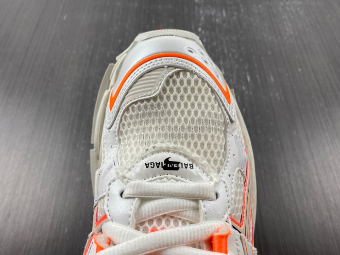 blcg runner sneaker