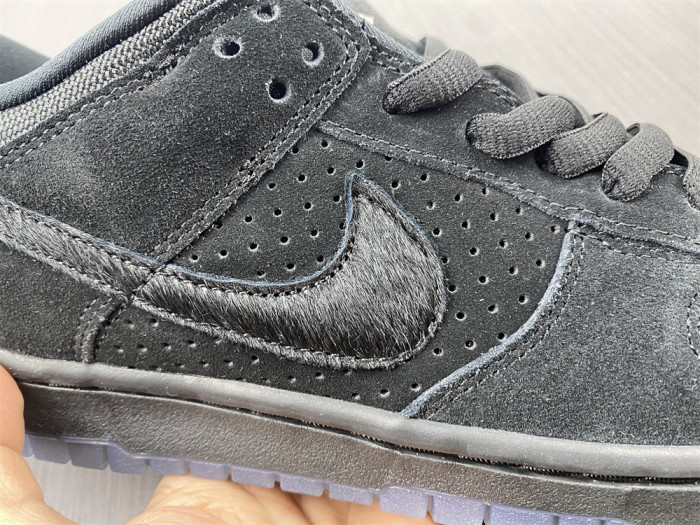 nike dunk low sp undefeated 5 on it black do9329-001