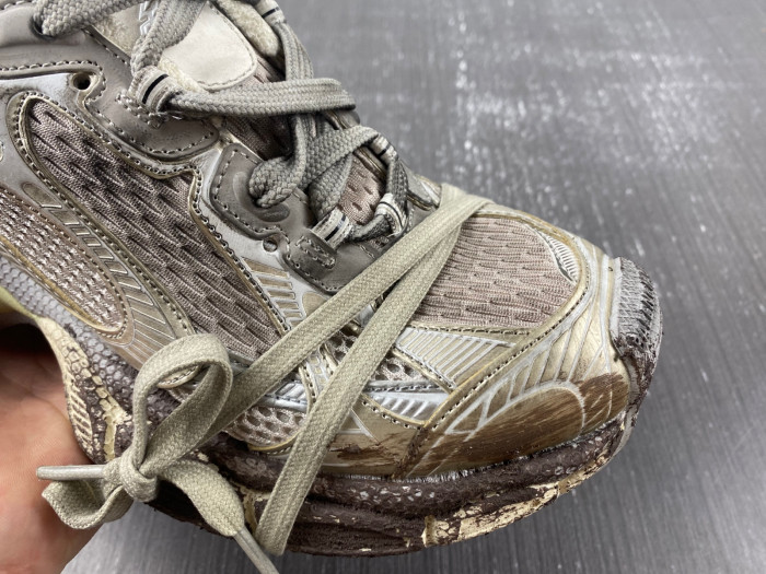blc* 3xl sneaker
