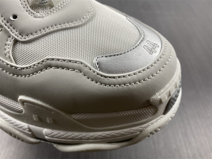 blc* triple s trainer