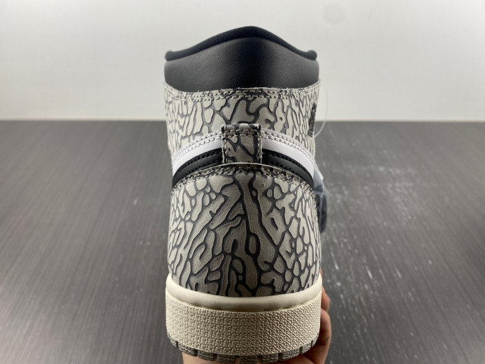 Air Jordan 1 Retro High OG "White Cement" DZ5485-052
