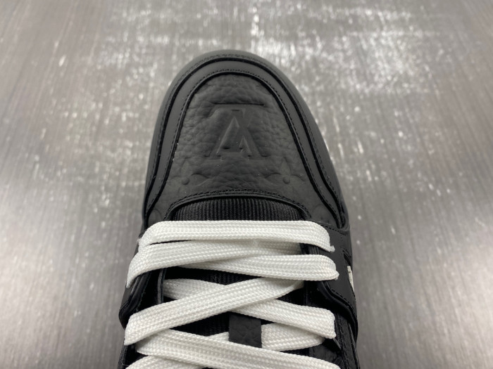 lou1vton trainer
