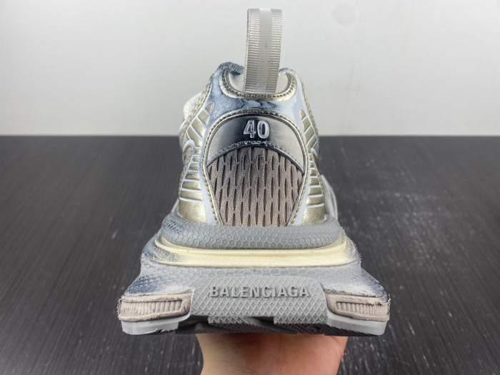 blc* 3xl sneaker