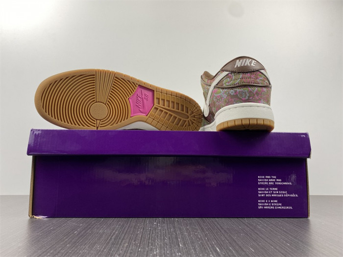 nike sb dunk low “paisley” dh7534-200