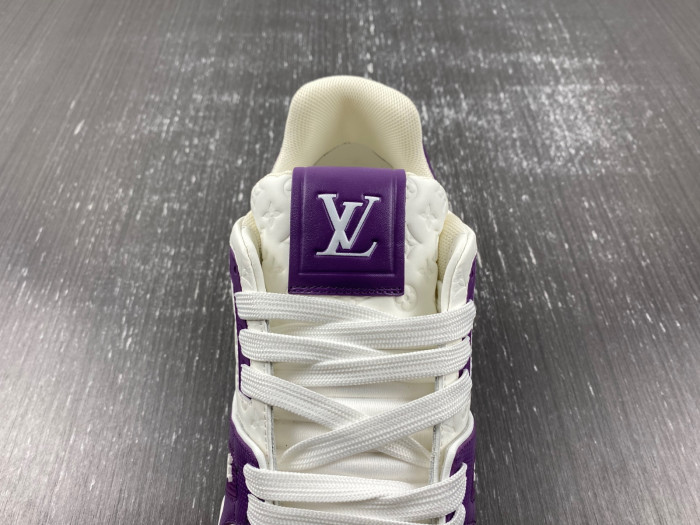 LOU1VTON trainer (EU47)