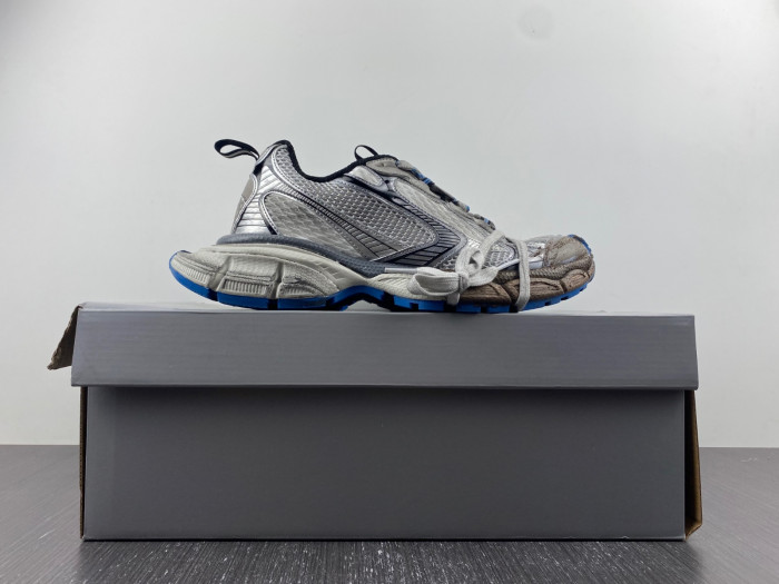 blc* 3xl sneaker