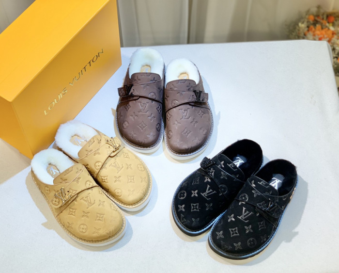 LOU1_TON Cosy Mule