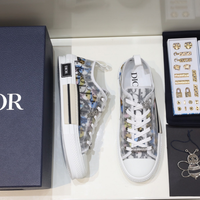 d1or b23 sneaker