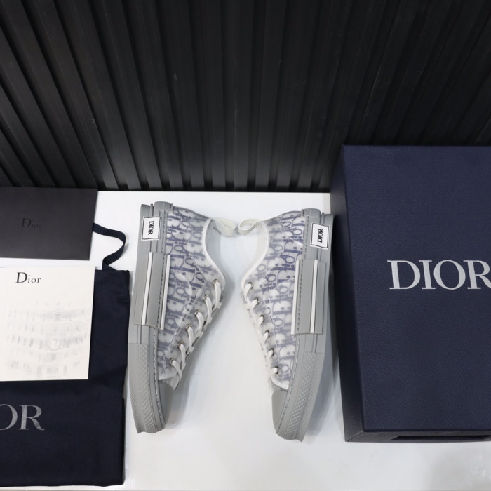 D1OR B23 SNEAKER