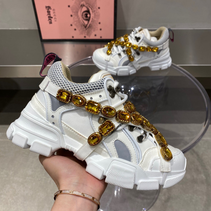 G*u*i1 journey flashtrek jewel crystal low boot