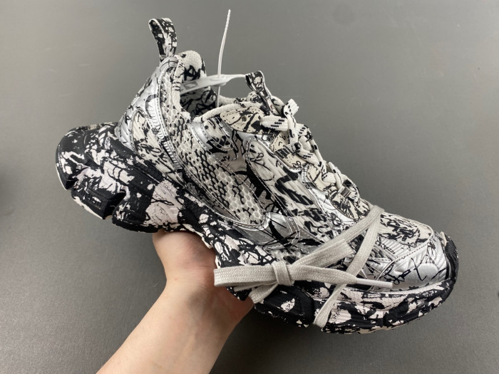 blc* 3xl sneaker