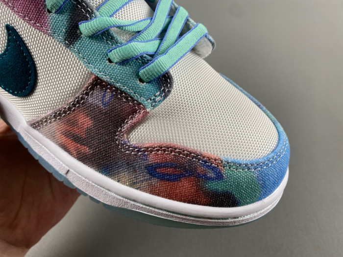futura laboratories x nike sb dunk low fl hf6061-400