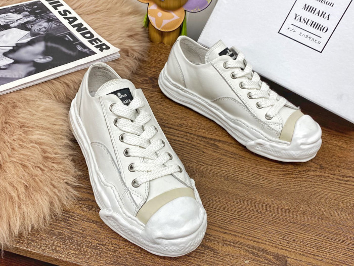 Ma*s*n mihara yasuhiro low-top sneakers mmy-009