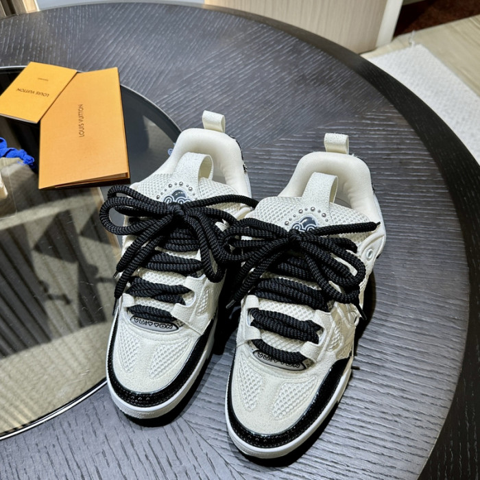 LOU1VTON SNEAKER
