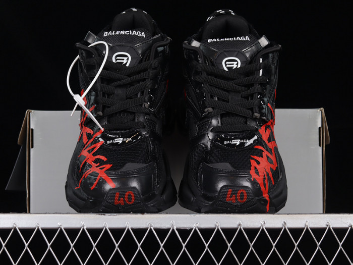 blcg runner sneaker