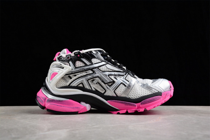 blcg runner sneaker