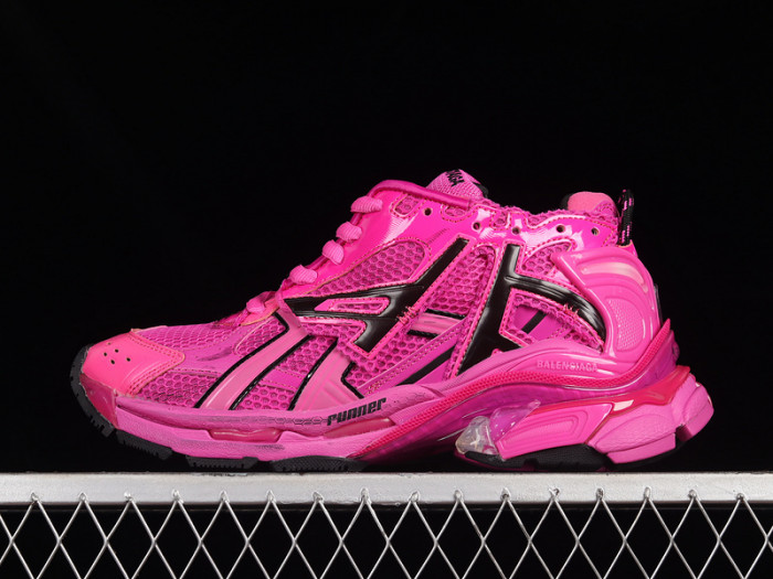blcg runner sneaker