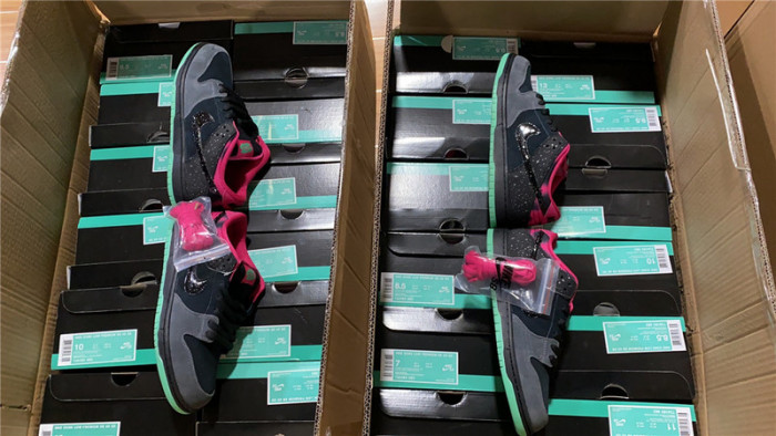 premier x nike sb dunk low premium “N0*Hern lights” 724183-063
