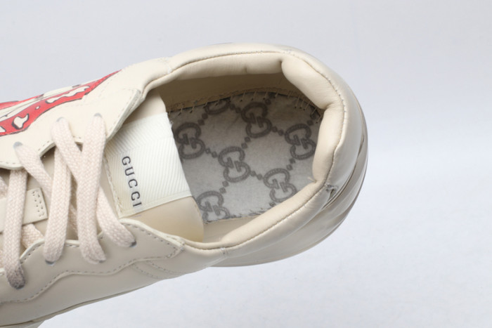 gc rhyton sneakers