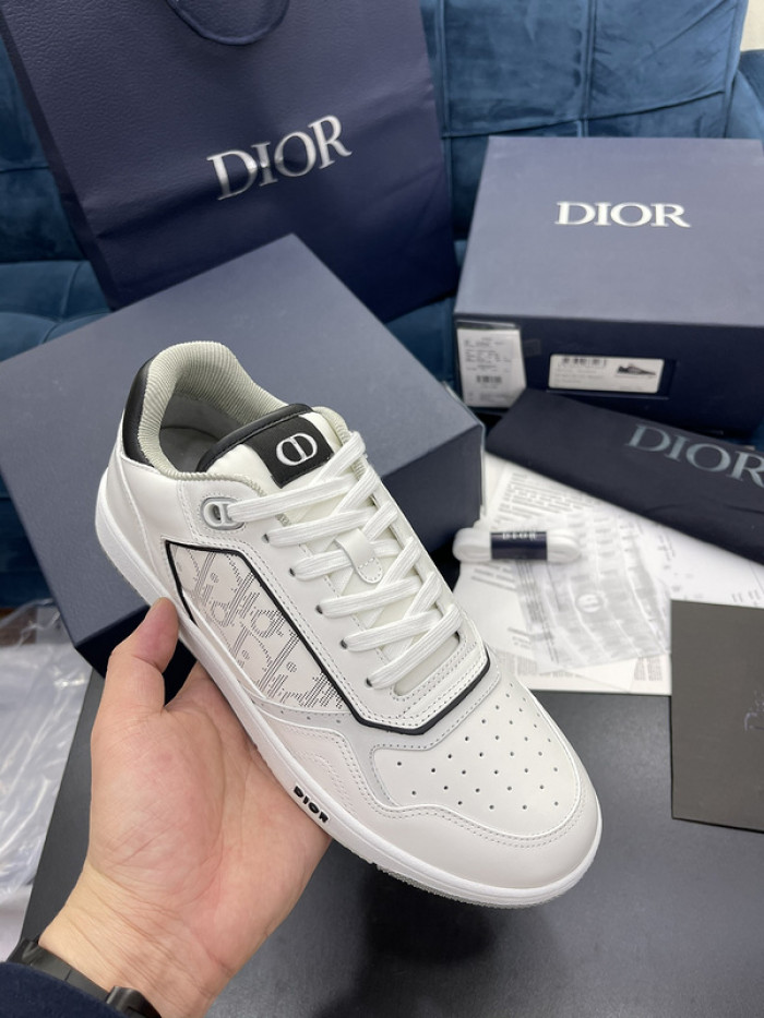 d1or b27 sneaker