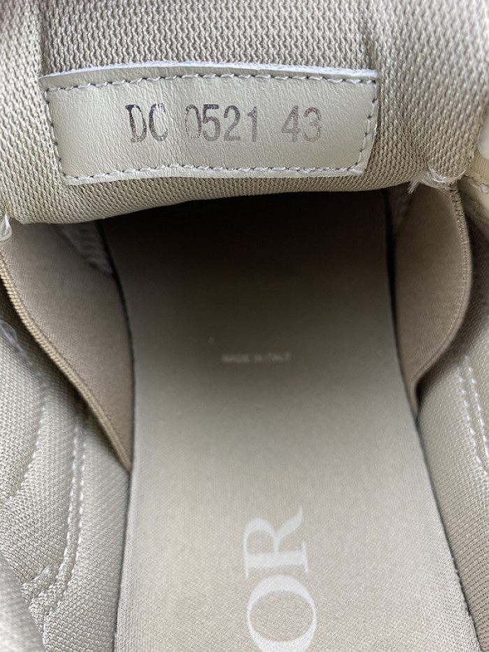 d1or b30 sneaker