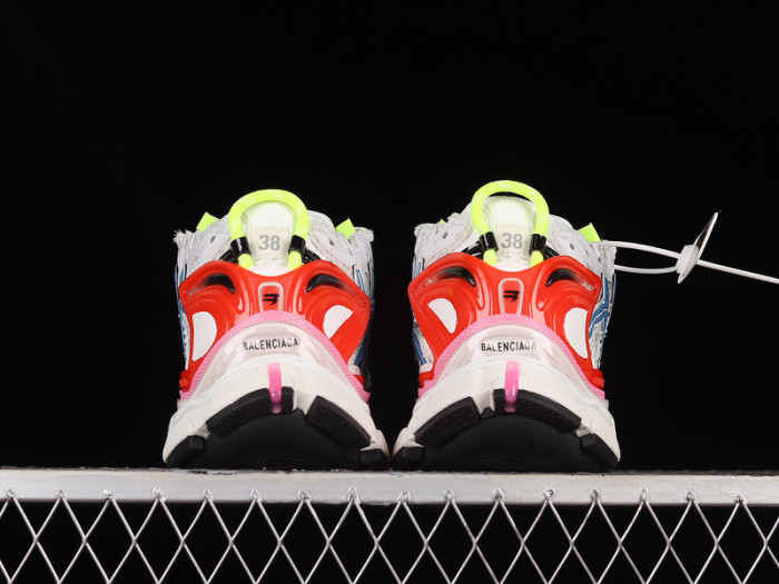 blcg runner sneaker