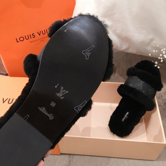 lou1_ton flat mule