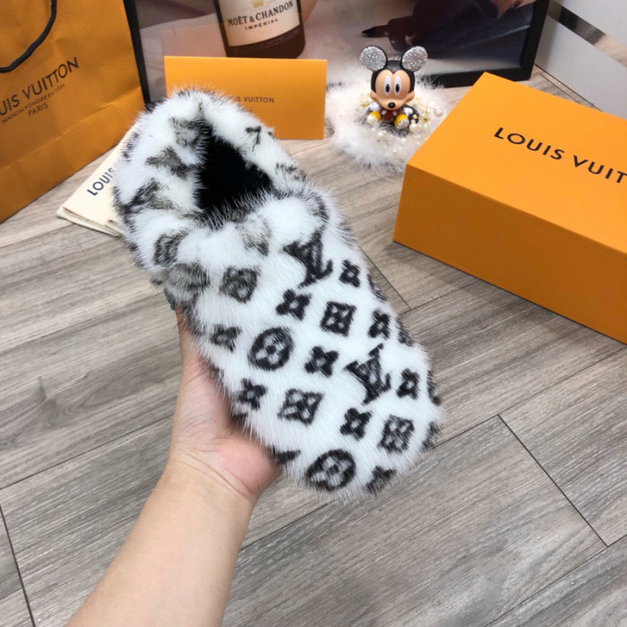 lou1_ton flat mule