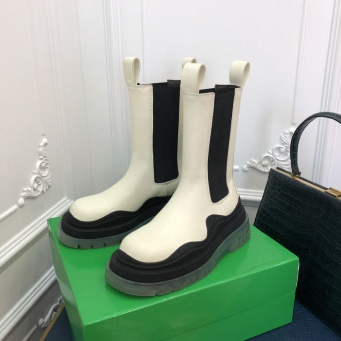 botteg*Ve*ne*ta tire leather ankle boots
