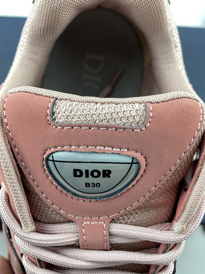 d1or b30 sneaker