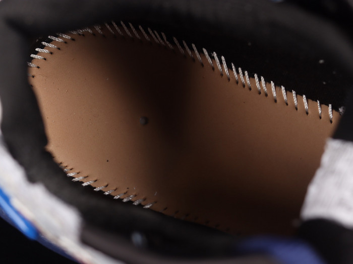 blcg runner sneaker